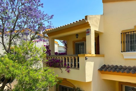 Villa for sale in Alicante, Spain 3 bedrooms, 131 sq.m. No. 189736 - photo 16