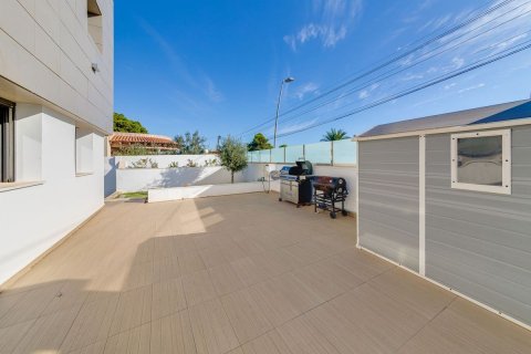 Villa zum Verkauf in Los Balcones, Alicante, Spanien 3 Schlafzimmer, 1199 m2 Nr. 189732 - Foto 16