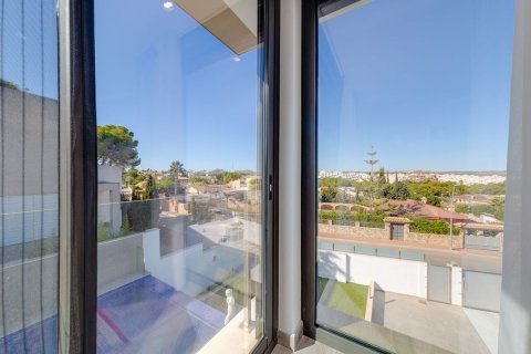 Villa zum Verkauf in Los Balcones, Alicante, Spanien 3 Schlafzimmer, 1199 m2 Nr. 189732 - Foto 30