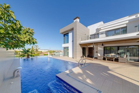 Villa zum Verkauf in Los Balcones, Alicante, Spanien 3 Schlafzimmer, 1199 m2 Nr. 189732 - Foto 3