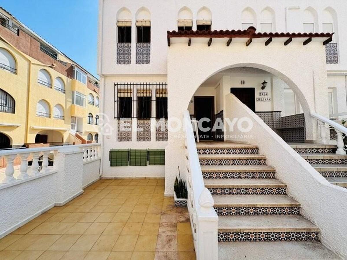Casa a Torrevieja, Alicante, Spagna 3 camere da letto, 94 mq. N° 183760