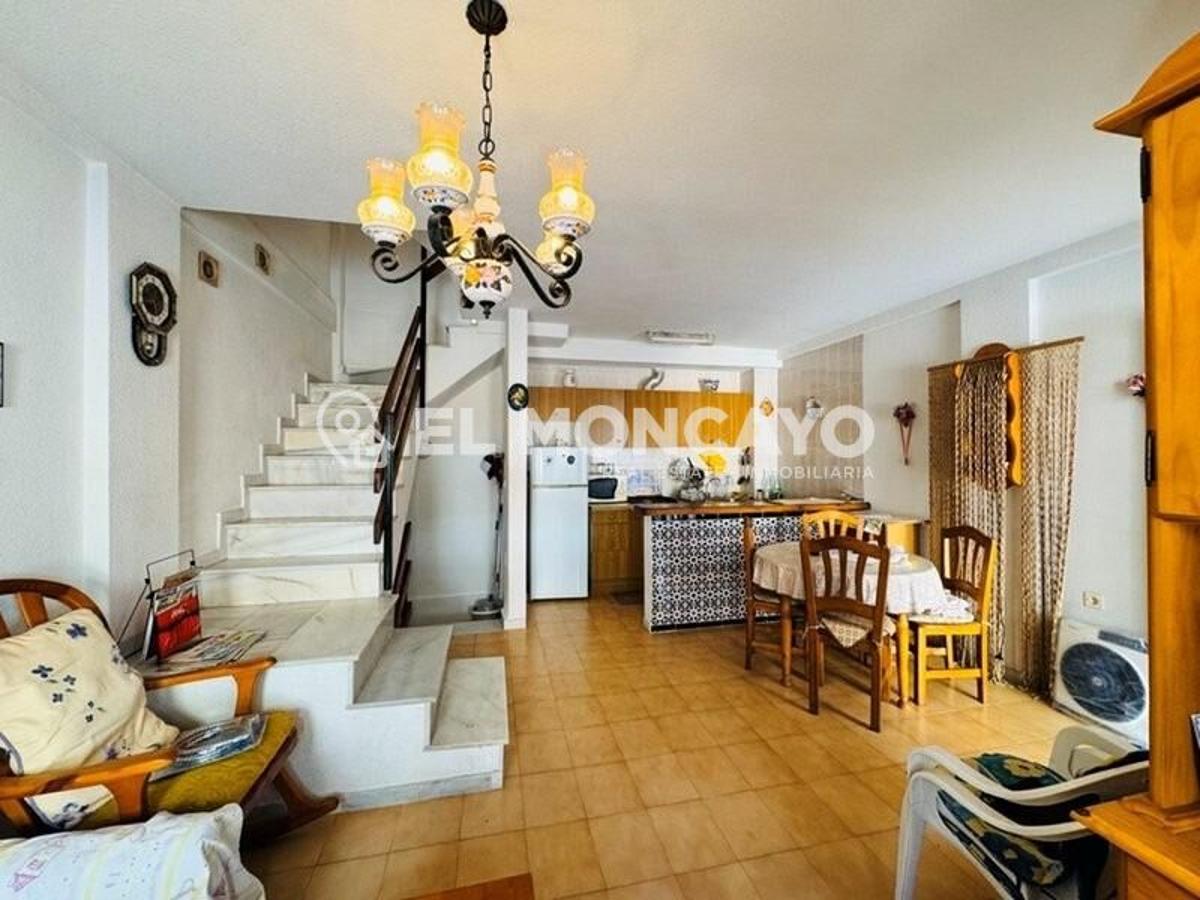 Casa a Torrevieja, Alicante, Spagna 3 camere da letto, 94 mq. N° 183760