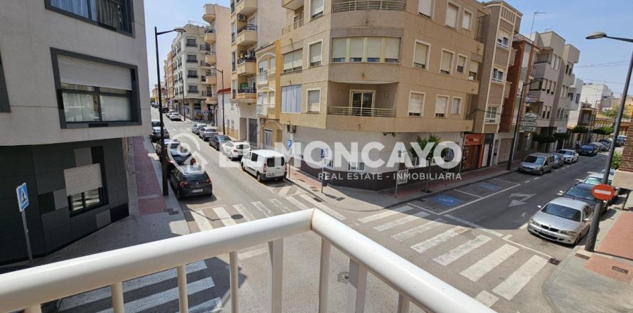 Wohnung in Guardamar del Segura, Alicante, Spanien 4 Schlafzimmer, 120 m2 Nr. 183759