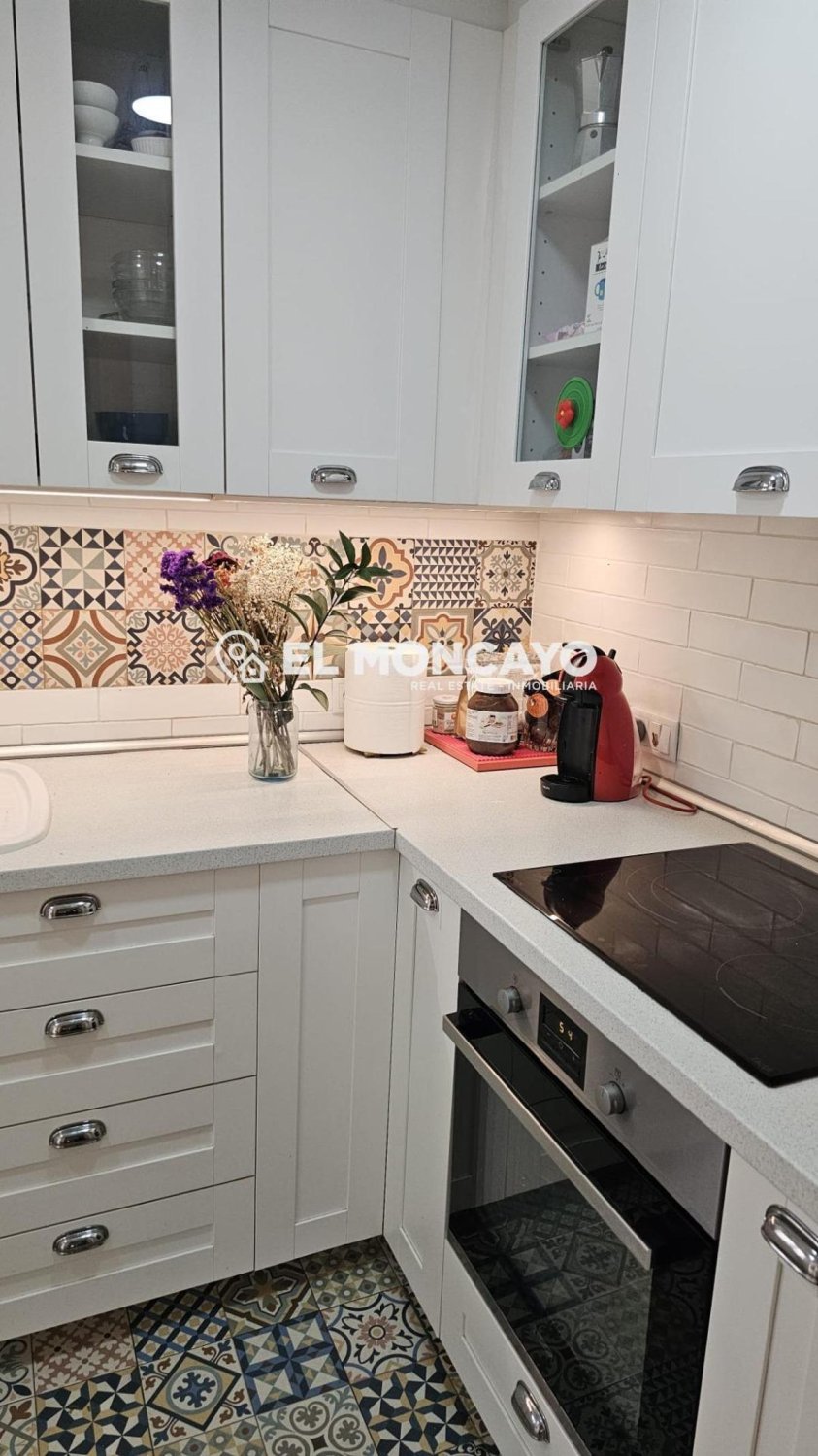 Huoneisto Guardamar del Segura, Alicante, Espanja 4 makuuhuonetta, 120 m2 No. 183759
