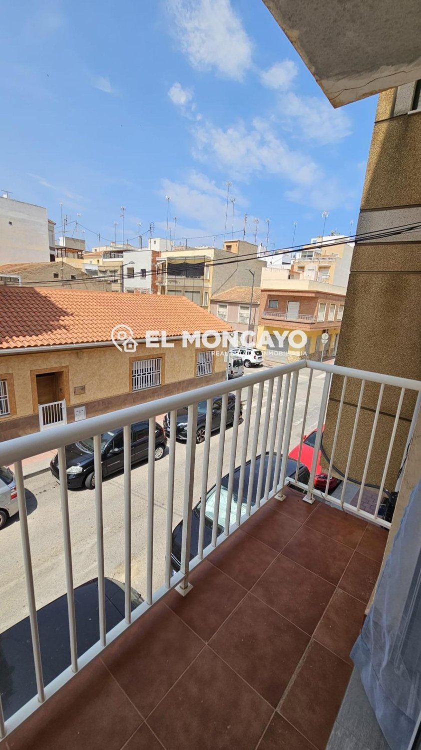 Huoneisto Guardamar del Segura, Alicante, Espanja 4 makuuhuonetta, 120 m2 No. 183759
