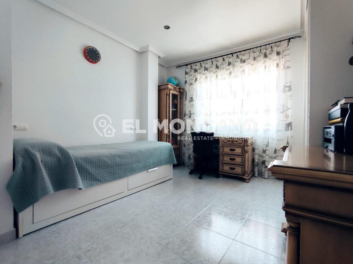 Appartamento a Rojales, Alicante, Spagna 3 camere da letto, 112 mq. N° 183762