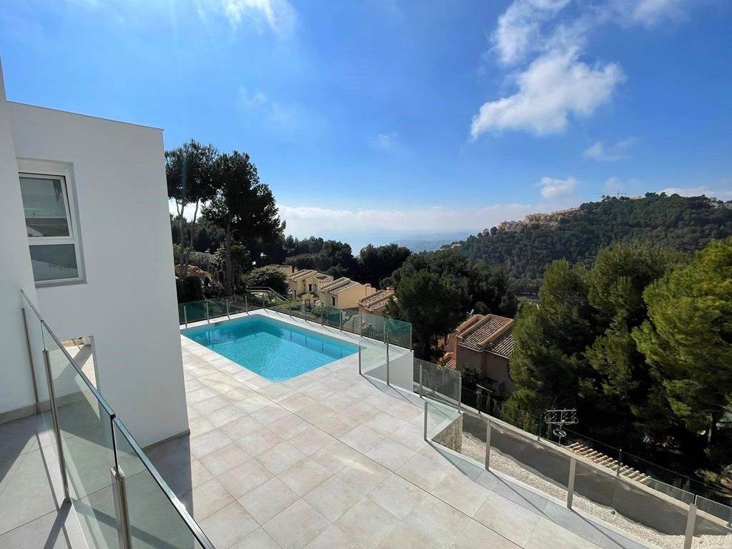 Villa en Altea, Alicante, España 4 dormitorios, 360 m2 No. 95777