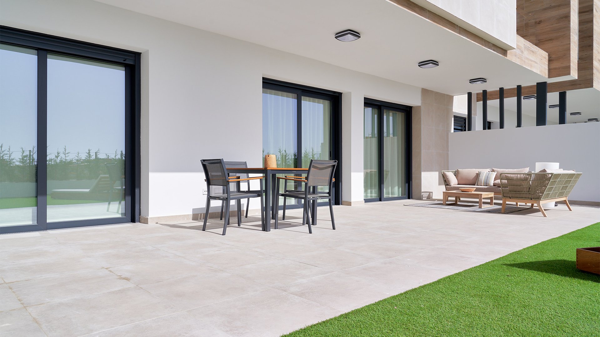 Bungalow a Estepona, Malaga, Spagna 2 camere da letto, 131 mq. N° 135429