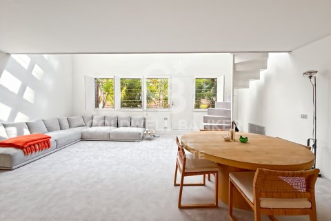 Apartment à vendre à Barcelona, Espagne, 83 m2 No. 157814 - photo 6