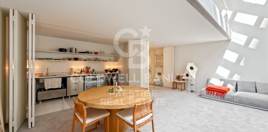 Apartment à Barcelona, Espagne 83 m2 No. 157814