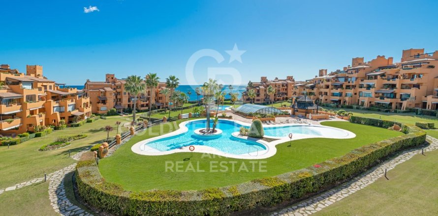 Квартира в Эстепона, Малага, Испания 3 спальни, 134м2 №157812