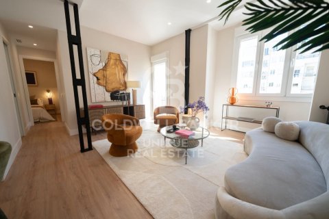 Продажа квартиры в Мадрид, Испания 2 спальни, 93м2 №157809 - фото 4