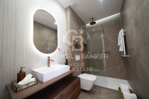 Продажа квартиры в Мадрид, Испания 2 спальни, 93м2 №157809 - фото 24