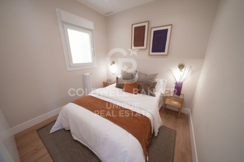 Продажа квартиры в Мадрид, Испания 2 спальни, 93м2 №157809 - фото 16