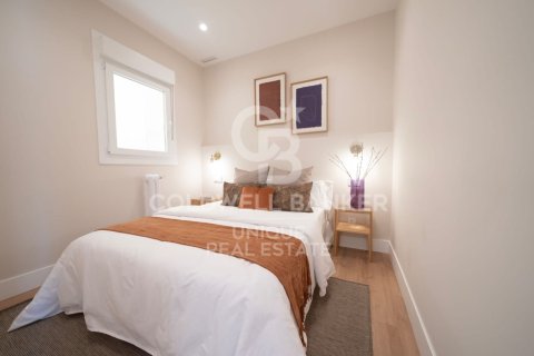 Продажа квартиры в Мадрид, Испания 2 спальни, 93м2 №157809 - фото 14