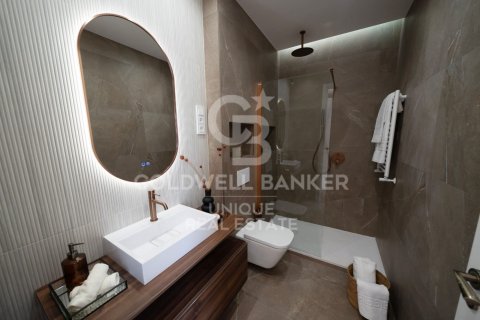 Продажа квартиры в Мадрид, Испания 2 спальни, 93м2 №157809 - фото 18