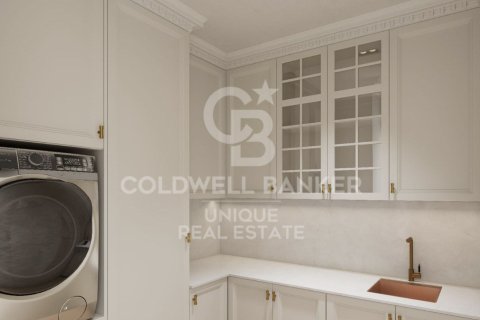 Huoneisto myytävänä Madrid, Espanja, 4 makuuhuonetta, 302 m2 No. 157810 - kuva 7