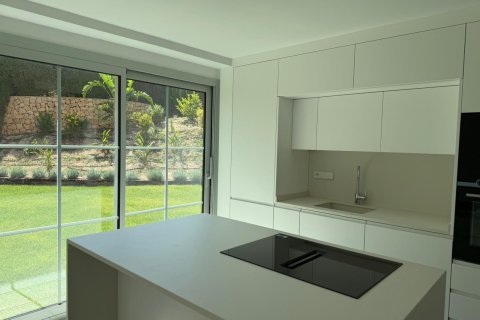 Townhouse for sale in Alicante, Spain 5 bedrooms, 316 sq.m. No. 196791 - photo 12
