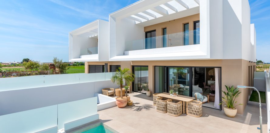 Townhouse in Dolores, Alicante, Spain 3 bedrooms, 143 sq.m. No. 196792