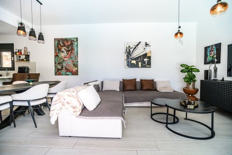 Villa for sale in Algorfa, Alicante, Spain 3 bedrooms, 120 sq.m. No. 194575 - photo 5