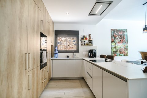 Villa for sale in Algorfa, Alicante, Spain 3 bedrooms, 120 sq.m. No. 194575 - photo 8