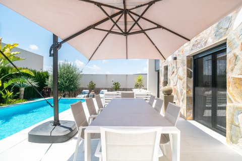 Villa for sale in Algorfa, Alicante, Spain 3 bedrooms, 120 sq.m. No. 194575 - photo 24