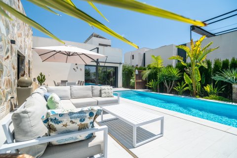 Villa for sale in Algorfa, Alicante, Spain 3 bedrooms, 120 sq.m. No. 194575 - photo 26