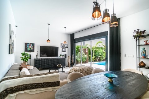 Villa for sale in Algorfa, Alicante, Spain 3 bedrooms, 120 sq.m. No. 194575 - photo 6