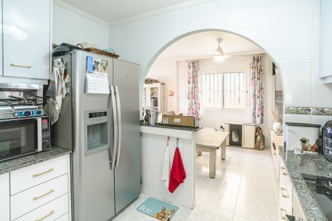 Villa for sale in San Fulgencio, Alicante, Spain 3 bedrooms, 92 sq.m. No. 194571 - photo 13