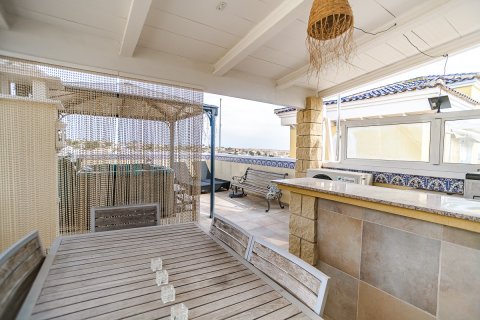 Villa for sale in San Fulgencio, Alicante, Spain 3 bedrooms, 92 sq.m. No. 194571 - photo 29