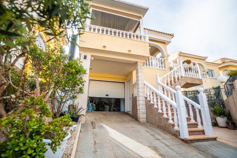 Villa in San Fulgencio, Alicante, Spain 3 bedrooms, 92 sq.m. No. 194571