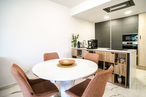 Apartment à vendre à Torrevieja, Alicante, Espagne, 2 chambres, 75 m2 No. 194573 - photo 6