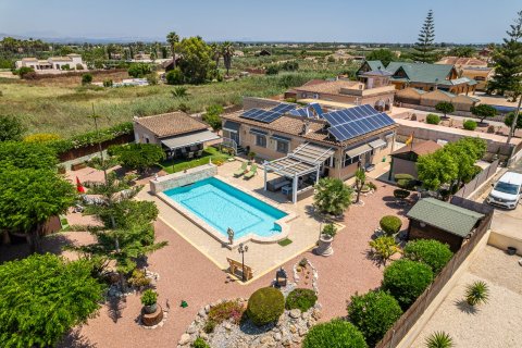 Villa in Catral, Alicante, Spain 3 bedrooms, 220 sq.m. No. 194572