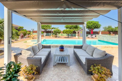 Villa for sale in Catral, Alicante, Spain 3 bedrooms, 220 sq.m. No. 194572 - photo 4