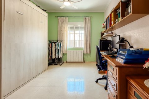 Villa for sale in Catral, Alicante, Spain 3 bedrooms, 220 sq.m. No. 194572 - photo 9