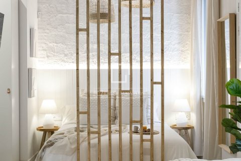 Apartment for sale in Barcelona, Spain 1 bedroom, 33 sq.m. No. 192638 - photo 8