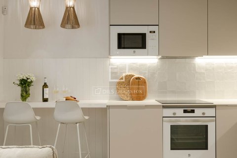 Apartment for sale in Barcelona, Spain 1 bedroom, 33 sq.m. No. 192638 - photo 18
