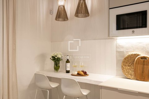 Apartment for sale in Barcelona, Spain 1 bedroom, 33 sq.m. No. 192638 - photo 13
