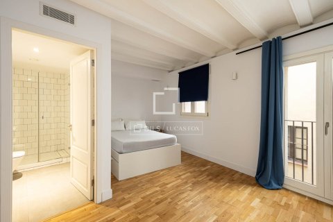 Продажа квартиры в Барселона, Испания 3 спальни, 178м2 №192672 - фото 22