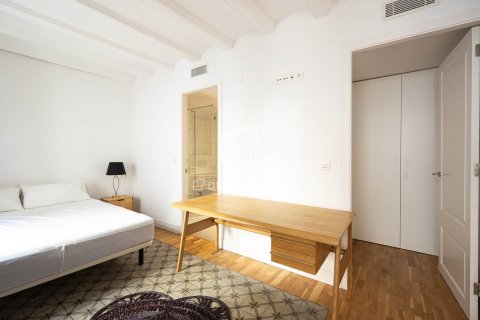 Продажа квартиры в Барселона, Испания 3 спальни, 178м2 №192672 - фото 18