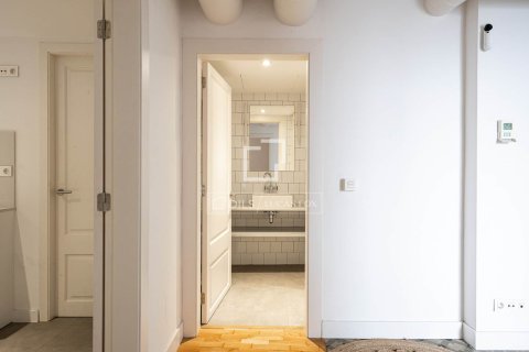 Продажа квартиры в Барселона, Испания 3 спальни, 178м2 №192672 - фото 13