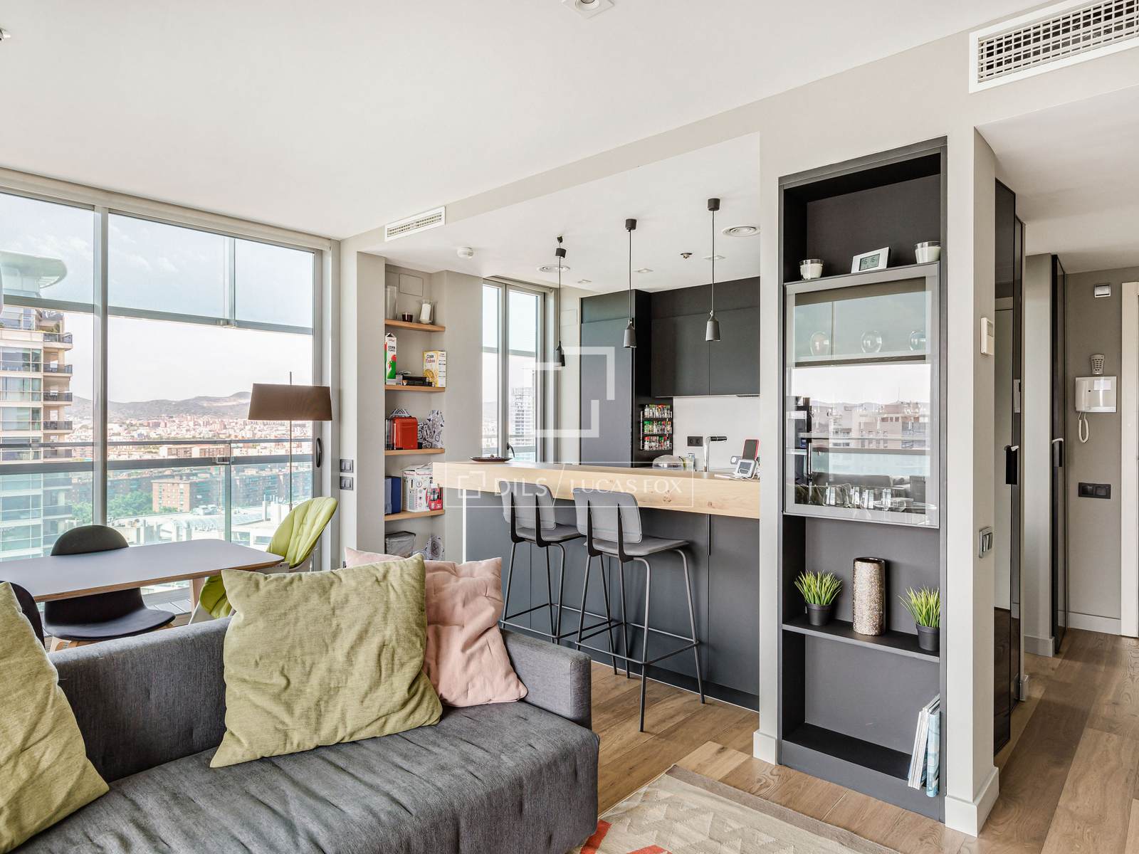 Appartamento a Barcelona, Spagna 3 camere da letto, 97 mq. N° 192640