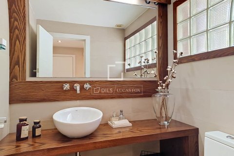 Villa zum Verkauf in Vilanova i la Geltru, Barcelona, Spanien 3 Schlafzimmer, 203 m2 Nr. 192637 - Foto 3
