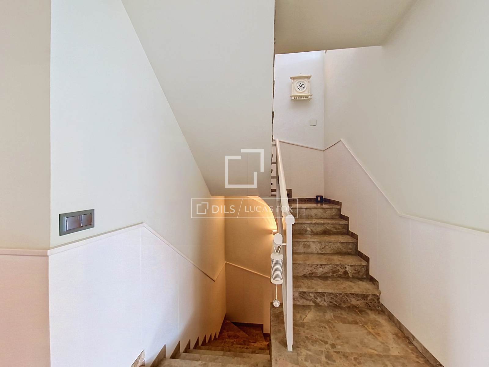 Villa à Vilanova i la Geltru, Barcelona, Espagne 3 chambres, 203 m2 No. 192637