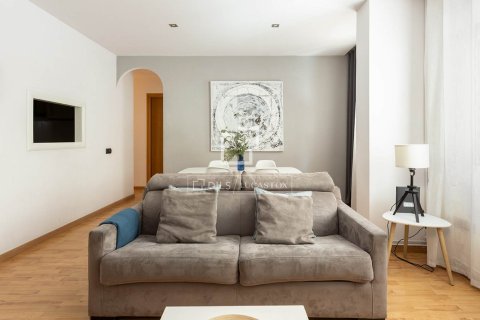 Wohnung zum Verkauf in Barcelona, Spanien 2 Schlafzimmer, 66 m2 Nr. 192641 - Foto 6