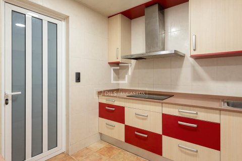Wohnung zum Verkauf in Barcelona, Spanien 2 Schlafzimmer, 66 m2 Nr. 192641 - Foto 12