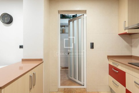 Wohnung zum Verkauf in Barcelona, Spanien 2 Schlafzimmer, 66 m2 Nr. 192641 - Foto 13