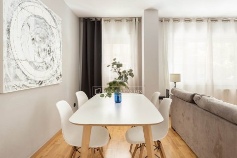 Wohnung zum Verkauf in Barcelona, Spanien 2 Schlafzimmer, 66 m2 Nr. 192641 - Foto 8