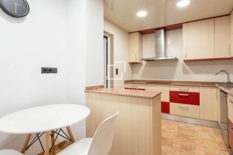 Wohnung zum Verkauf in Barcelona, Spanien 2 Schlafzimmer, 66 m2 Nr. 192641 - Foto 16