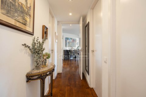 Продажа квартиры в Барселона, Испания 3 спальни, 124м2 №192671 - фото 18